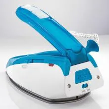 BLACK+DECKER TI250-B5 Dual Voltage Travel Iron